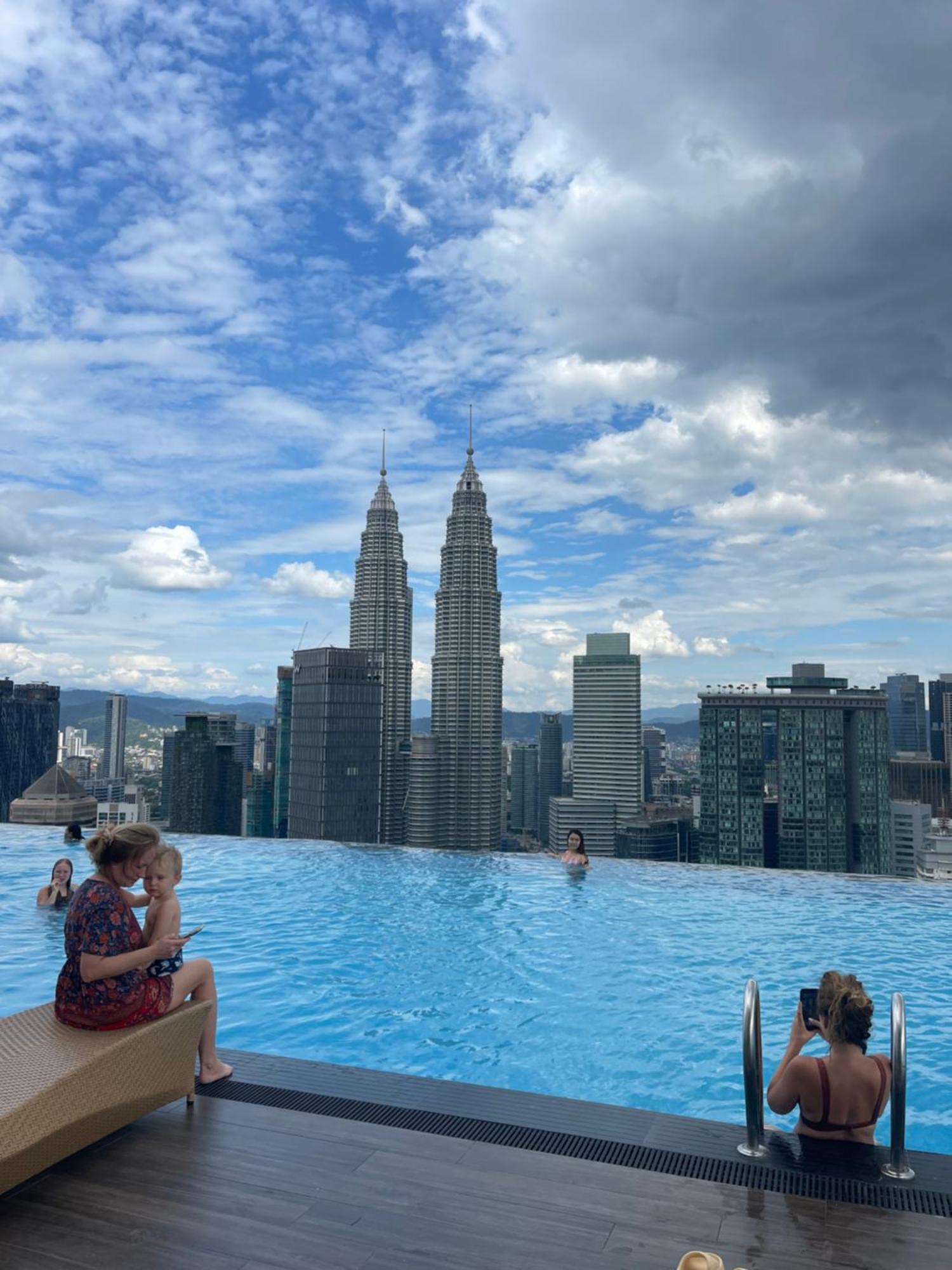 Klcc Platinum 2 By Hibernate Apartment Kuala Lumpur Exterior photo